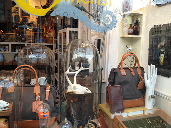 2013-03-21 store of curiosities in Amsterdam 2